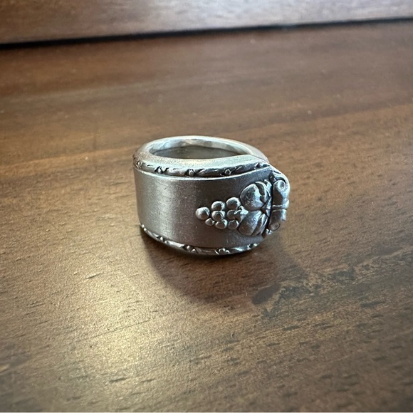 Pinky Spoon Ring - Picture 5 of 14